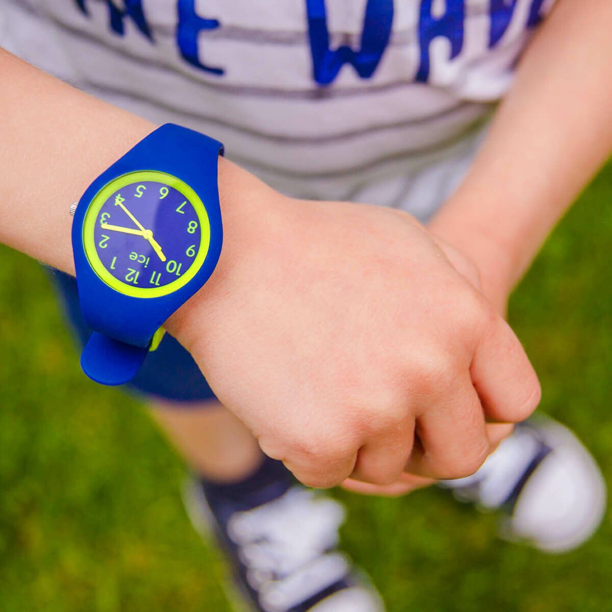 ICE Ola Kids - ロケット - スモール | ice-watch アイスウォッチ公式