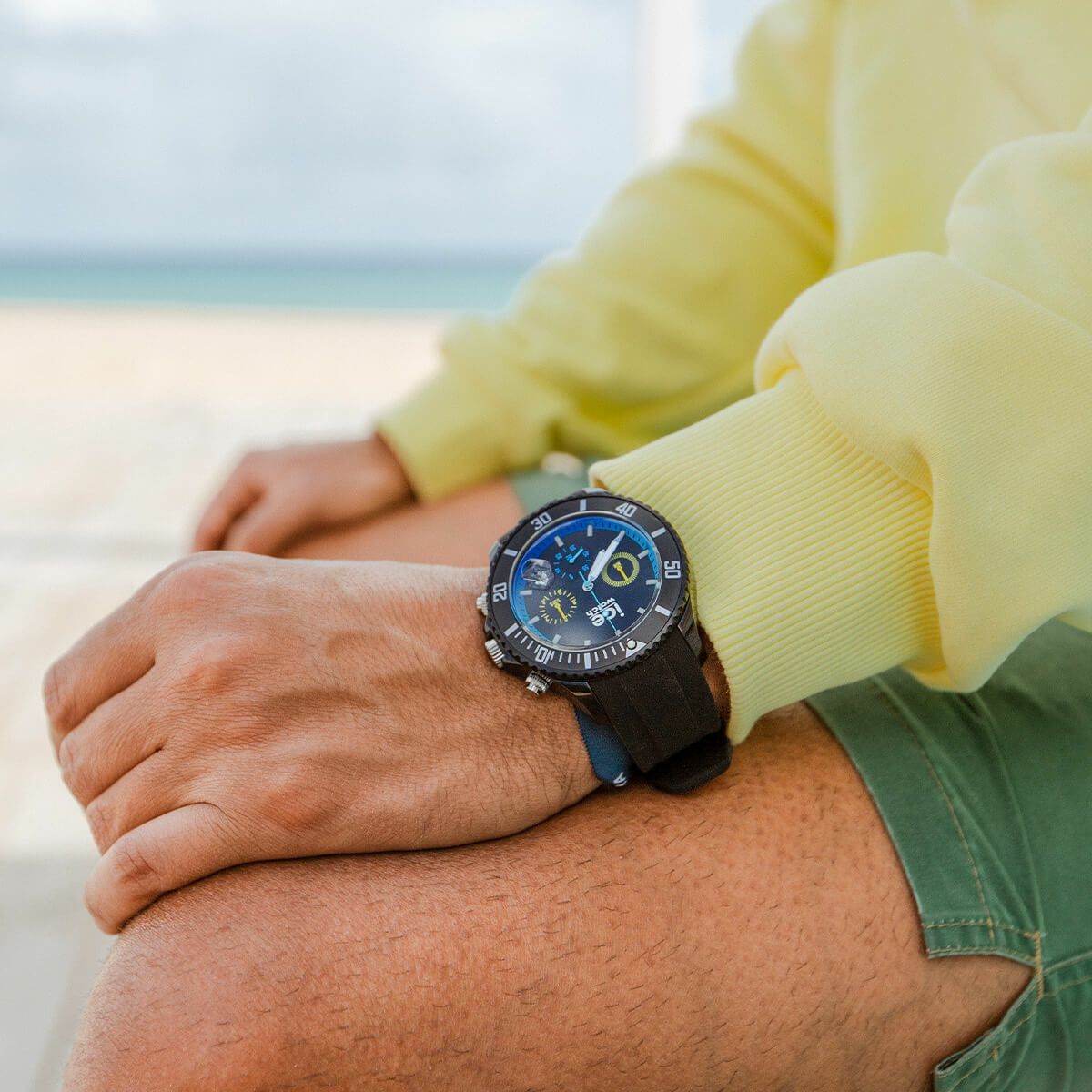 直売価格新品　アイスウォッチ　ブラック　クロノグラフ　ラージサイズ 腕時計(アナログ)
