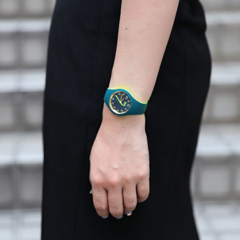 腕時計　アイスウォッチ　グリーン　男女兼用サイズ ICE-WATCH | ICE-WATCH / アイスウォッチ ICE glam brushed